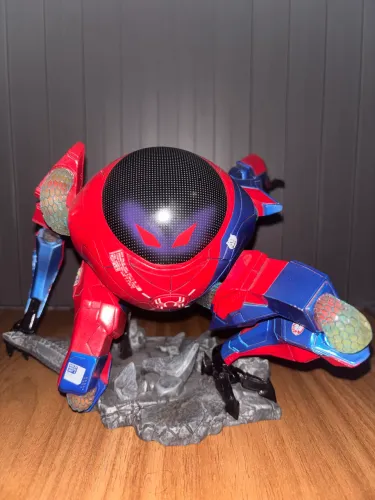 Estátua Robô Aranha  (Homem-Aranha no aranhaverso) Iron Studios LER DESCRIÇÃO 