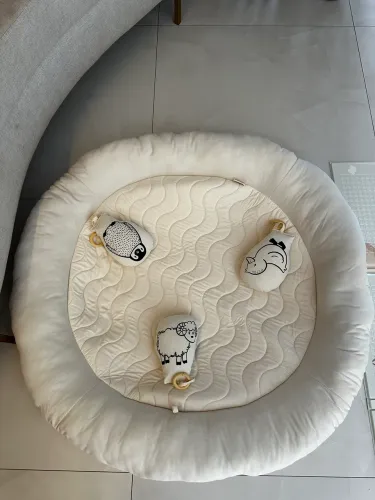 Tapete yogi baby, circunferência 110cm e de altura 12cm