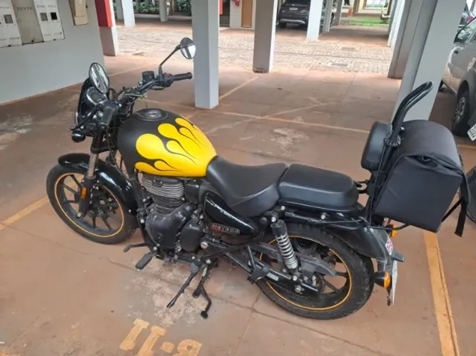 Royal Enfield Meteor Fireball 350cc ABS 2024