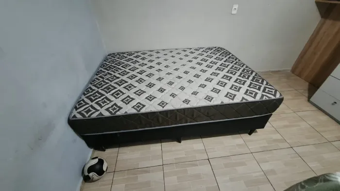 Cama e Colchão Casal