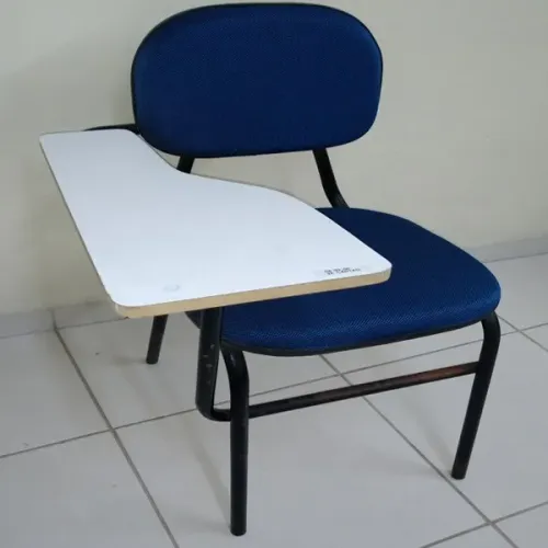 Cadeira Universitária Usada com Prancheta - Várias Cores - R$ 110