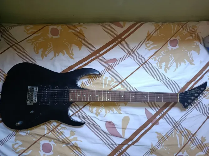 Guitarra Memphis by Tagima MSG-100 (Anos 2000) - Superstrat Pontuda