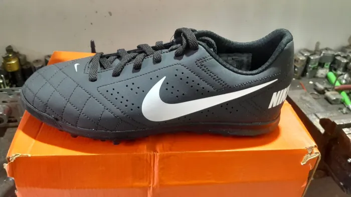Chuteira Nike