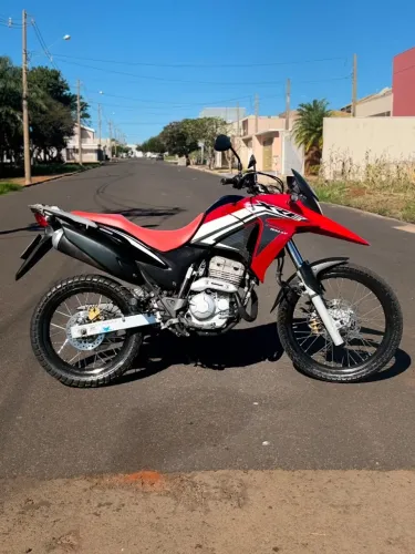 HONDA XRE 300 | 2016 34.000 km