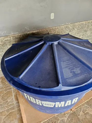 Vendo caixa d'agua 1000 litros