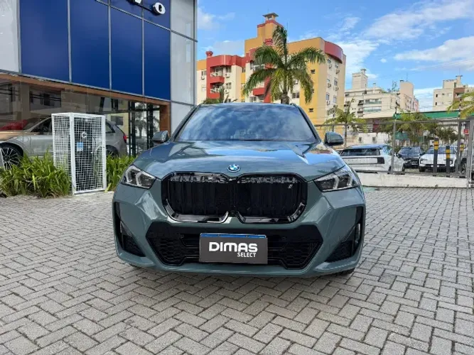 BMW IX1 Xdrive 30 M Sport (elétrico) 2024
