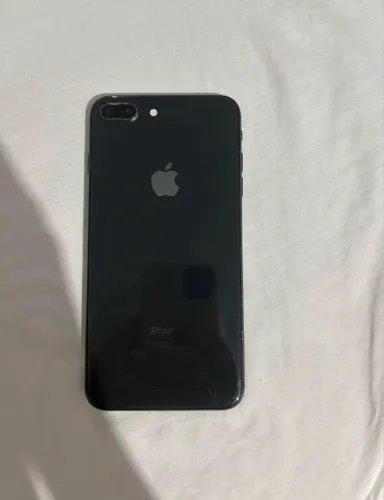 Vendo iPhone 8 Plus - 64gb usado