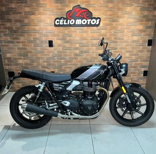 TRIUMPH SPEED TWIN 900 2026