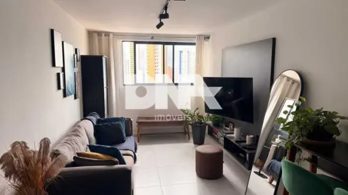 Apartamento : Padrão / Residencial / Miramar