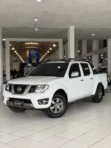 Nissan Frontier SV At.cd 4X4 2.5 TB Diesel Mec. 2015