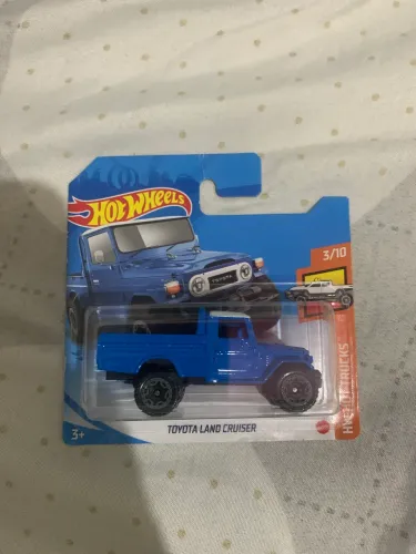 Toyota Land Cruiser Hot Wheels 