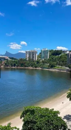 Apartamento no Inga vista mar, 02 quartos. 105m²