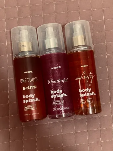 kit com 3 body splashs da wepink