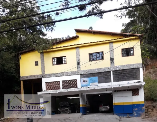 Prédio Inteiro em Centro - Paty do Alferes, RJ