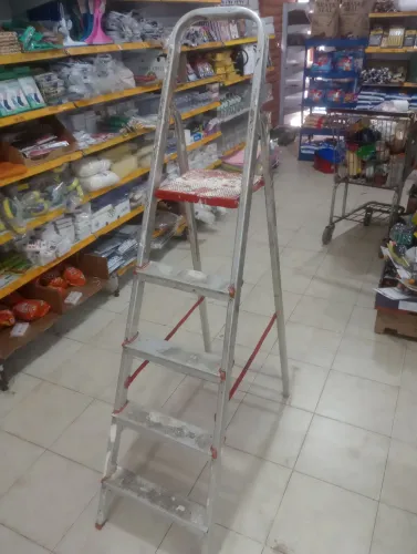 Escada (cavalete)