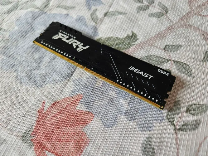 Memória Kingston Fury Beast 8GB, 3200MHz, DDR4, CL16, Preto - KF432C16BB/8