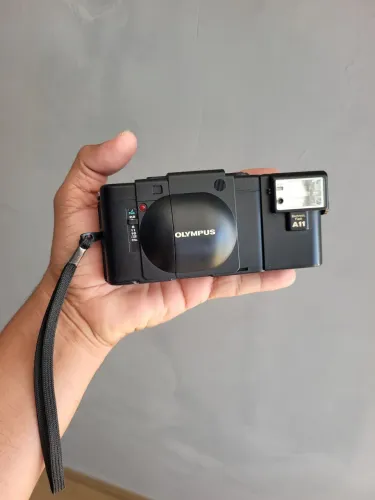 Câmera analógica Olympus
