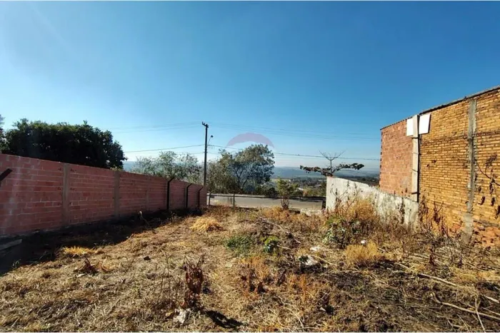 Terreno para venda no Colinas de São Pedro SP