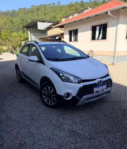 Hyundai HB20X Style 1.6 Flex 16V Mec. 2018