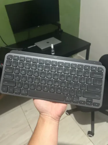 Teclado Logitech MX Keys Mini