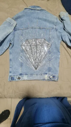 Jaqueta jeans com strass