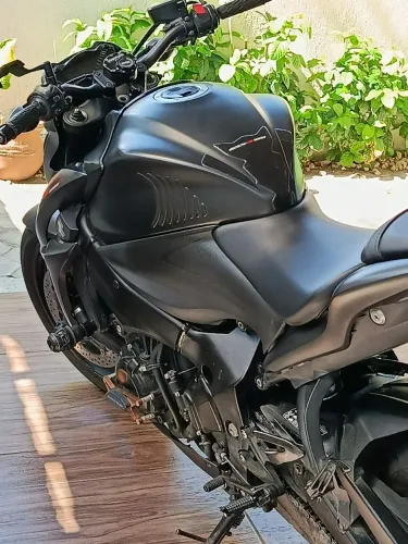 Suzuki 1000cc Naked - Linda!!!