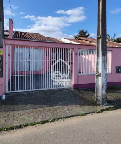Casa Geminada no Residencial Champagnat IV com 65m² em Schroeder, SC