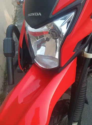 Bros 160