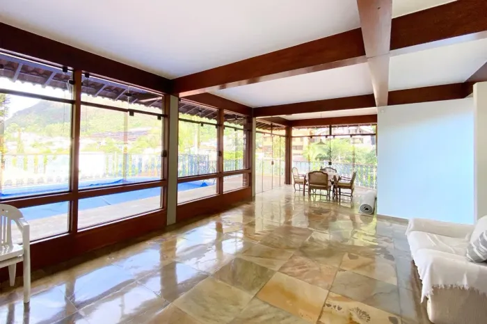 Casa à Venda - Mangabeiras, 5 Quartos, 500 m2