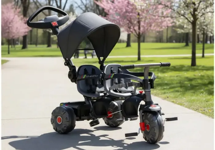 Triciclo infantil duplo com capota