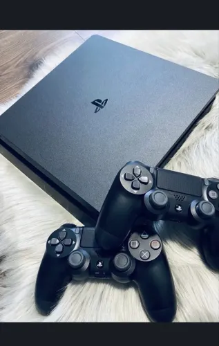 Ps4 500 Gb + 2 controles + vários jogos