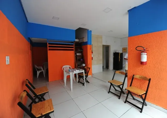 loja comercial em São Vicente na quadra da praia do Gonzaguinha, com 48m²