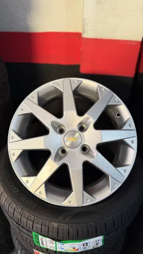Jogo de rodas aro 15 Astra Ss linha Chevrolet 