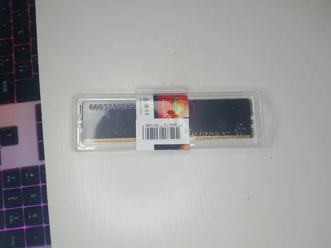 Título: Memória RAM DDR5 KeepData 8GB 5600MHz Nova na Embalagem