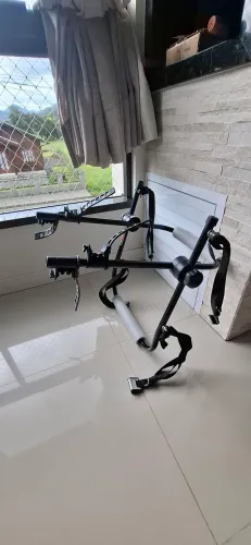 Suporte de bicicletas para porta-malas