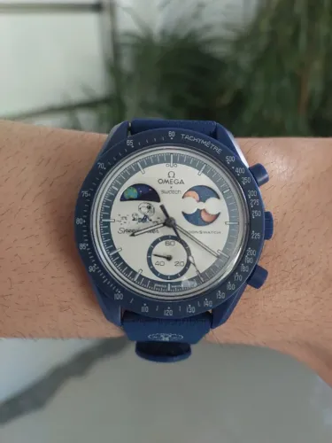 relógio omega swatch moonswatch mission earthphase azul