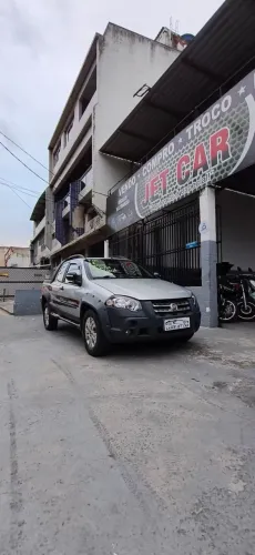 Fiat Strada Adventure1.8/ 1.8 Locker Flex CD 2011