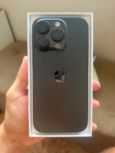 iPhone 16 Pro