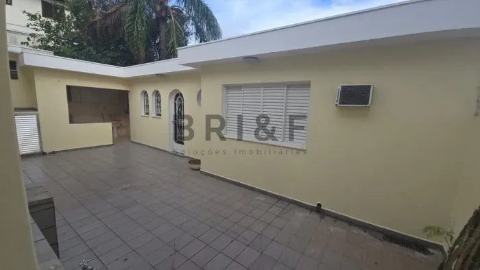 SOBRADO A VENDA COM 285M², 3 QUARTOS, 1 SUÍTE E 2 VAGAS NA VIA SÔNIA
