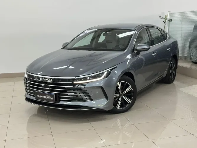 BYD King GS 1.5 16V Híbrido Aut. 2025