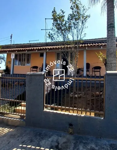 CASA DE ESQUINA A VENDA NO BAIRRO VILA NOVA