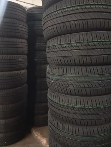 Garanta mais estabilidade e desempenho com pneus de alta qualidade