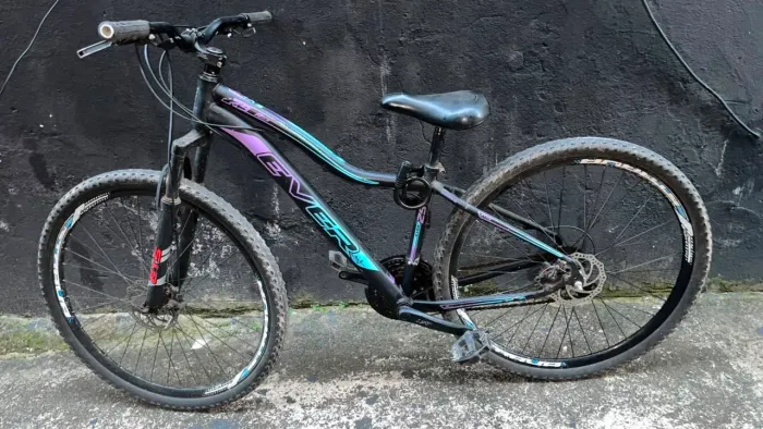 Vende-se bicicleta