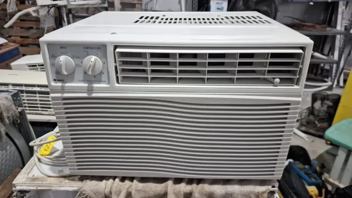 Ar condicionado 7500 BTUs 127V