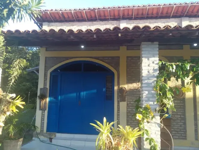 Lindo Mini-sítio com casa, piscina e pergolado. 60m2 e área total de 900m2