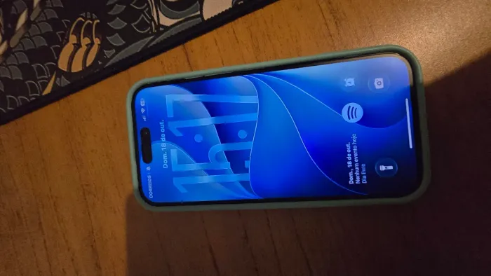 Apple iphone 16 verdade acinzentado, acompanha caixa com cabo película aplicada e capinha