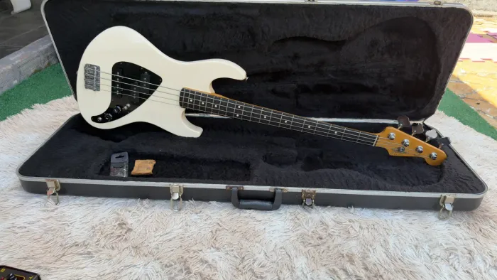 Fender JP-90 Bass 1990 USA - 4 Cordas - Case Original Fender
