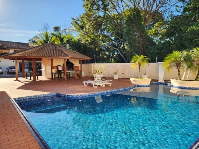 Casa em Condomínio para Locação em Atibaia, Jardim Itaperi, 3 dormitórios, 3 suítes, 5 ban