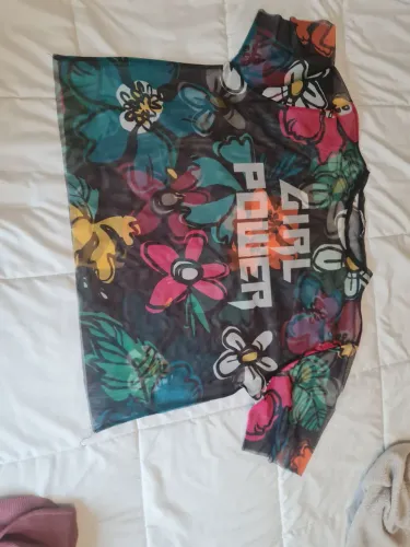 Vendo camiseta floral Zara transparente