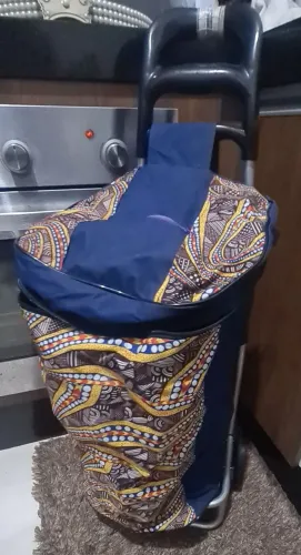 Carrinho de feira em tecido impermeável, dobrável, usado